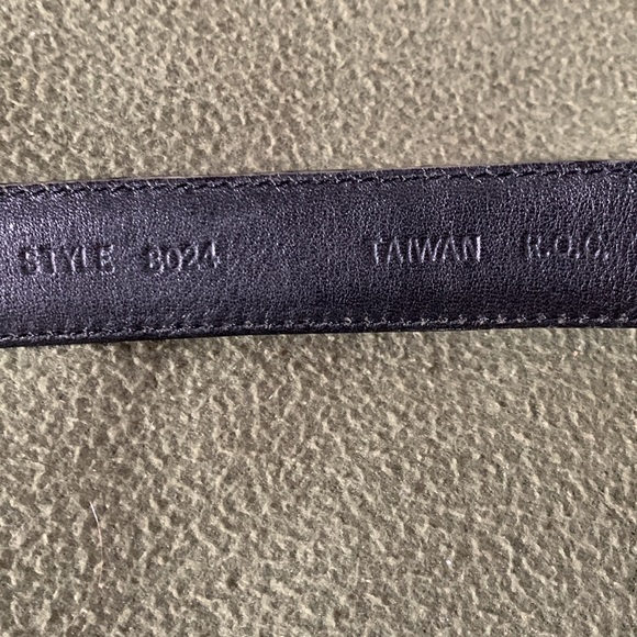 GUC Men’s Alfani black leather belt.  Size 34. - Picture 4 of 7